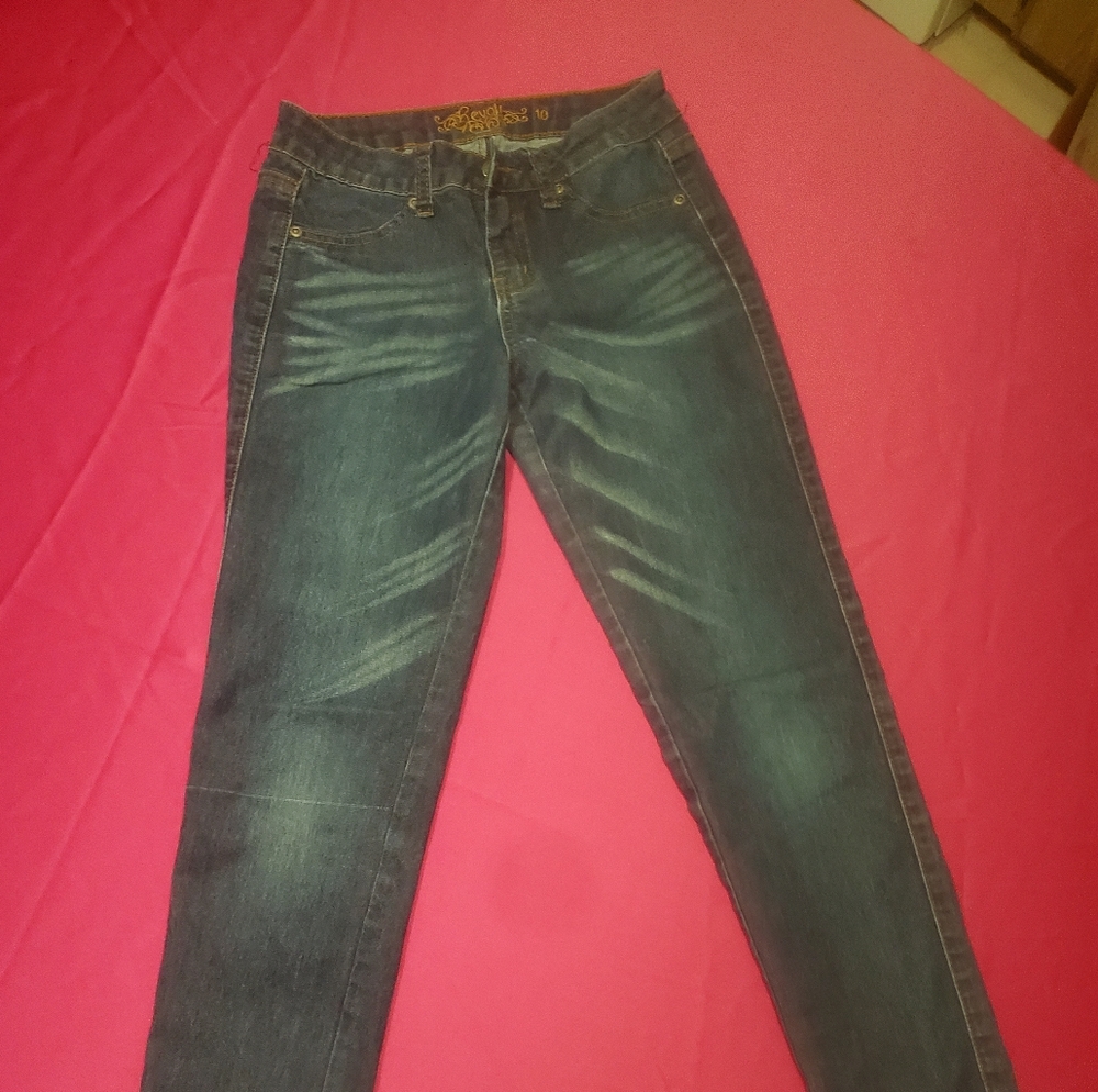 Revolt jean